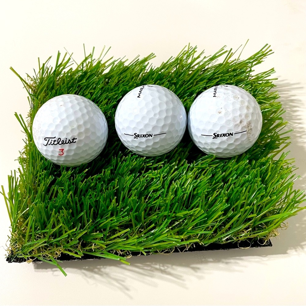 ⛳️Titleist and Srixon Used Golf Balls, set of 3
